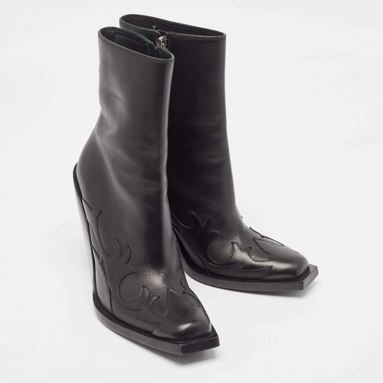 Pre Owned Burberry Black Leather Ankle Boots Size 39