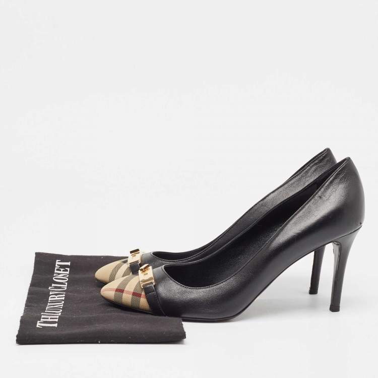 Pre Owned Burberry Black/Beige Canvas and Leather Cap Top Pumps Size 40.5