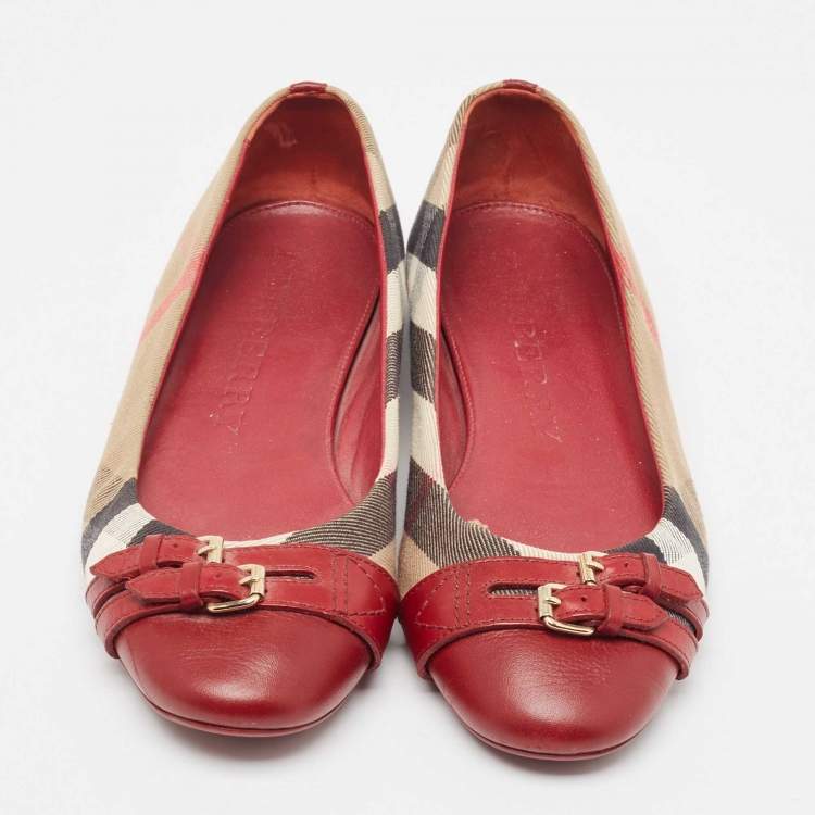 Pre Owned Burberry Burgundy/Beige Leather And Nova Check Canvas Buckle Detail Ballet Flats Size 40