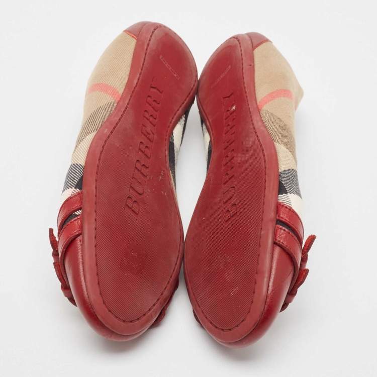 Pre Owned Burberry Burgundy/Beige Leather And Nova Check Canvas Buckle Detail Ballet Flats Size 40