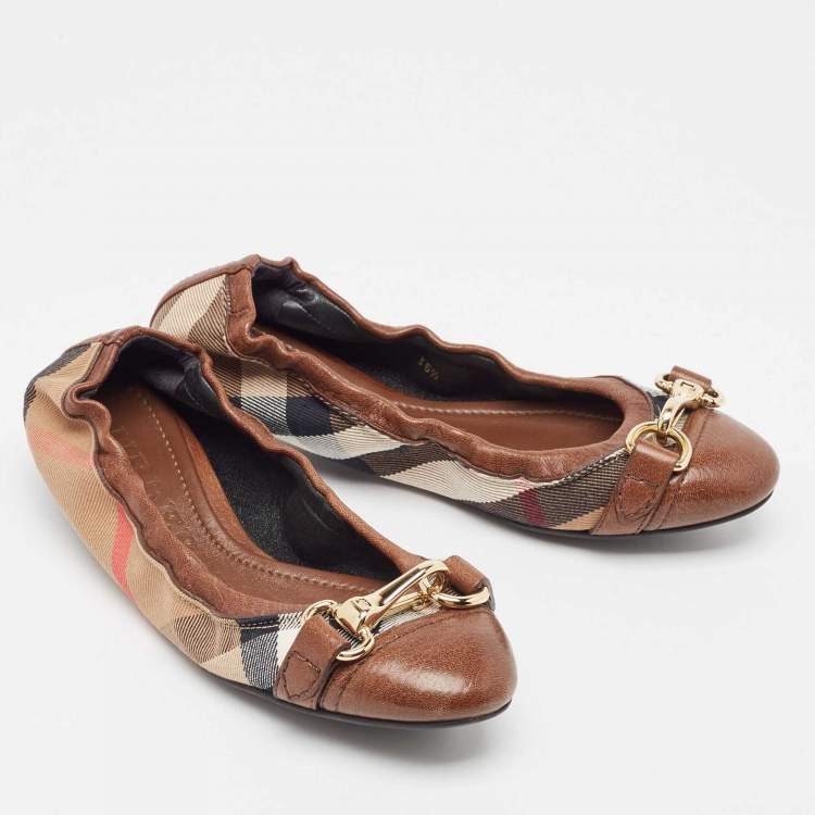 Pre Owned Burberry Brown Nova Check Canvas and Leather Scrunch Ballet Flats Size 35.5