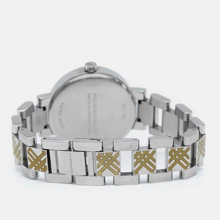 Pre Owned Burberry Silver Stainless Steel Heritage BU1181 Women's Wristwatch 33 mm