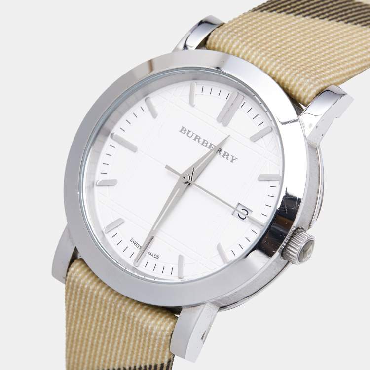 Pre Owned Burberry Silver Stainless Steel Canvas Nova Check BU1390 Women's Wristwatch 38  mm