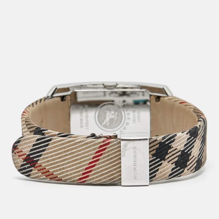 Pre Owned Burberry Silver Stainless Steel Canvas Heritage BU1050 Women's Wristwatch 25 mm