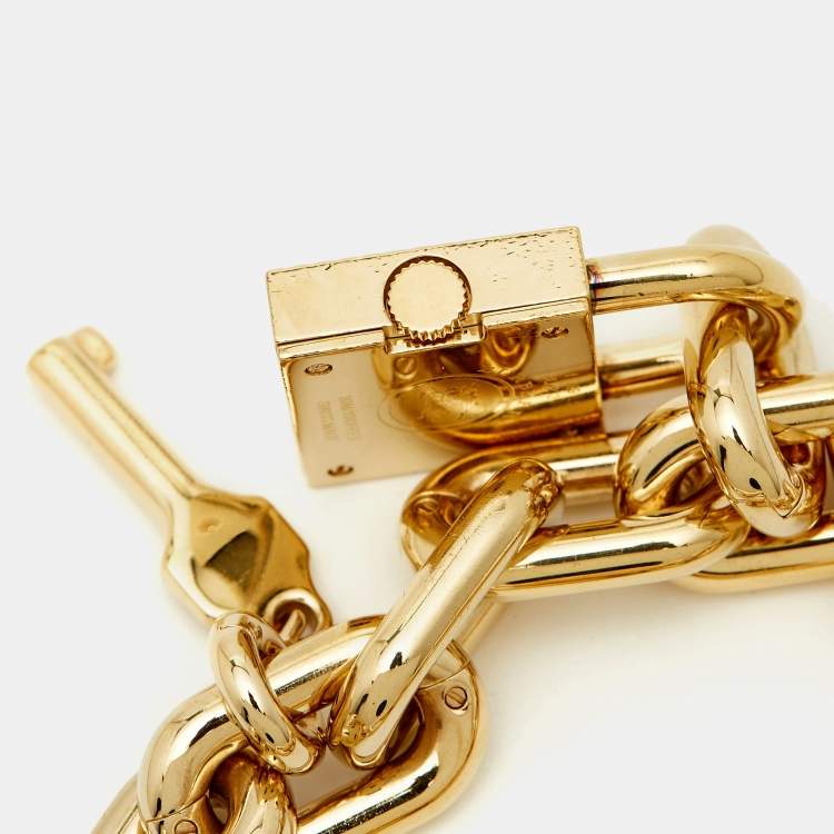 Pre Owned Burberry Key And Lock Charm BU5232 Champagne Dial Gold Plated Stainless Steel Chain Women's Wristwatch 21 mm