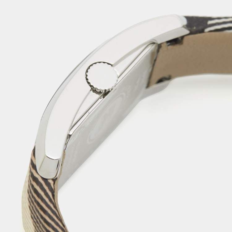 Pre Owned Burberry The Pioneer BU1062 Silver Stainless Steel Leather Women's Wristwatch 19.80 mm