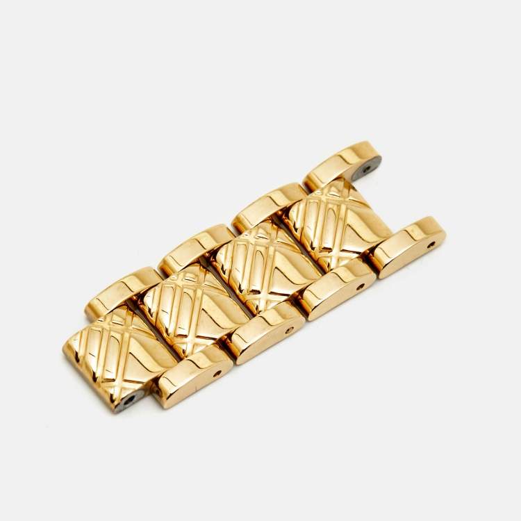 Pre Owned Burberry BU1093 Champagne Dial Gold Tone Stainless Steel Women's Wristwatch 19.70 mm