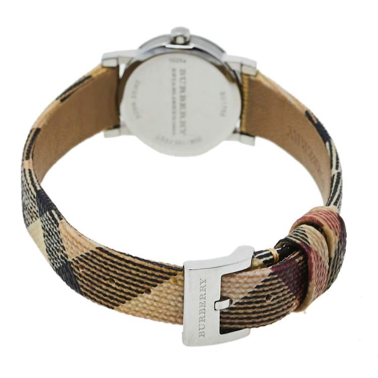 Pre Owned Burberry White Stainless Steel Canvas & Leather Nova Check BU1759 Women's Wristwatch 22 mm