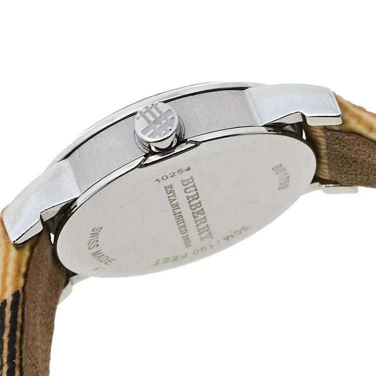 Pre Owned Burberry White Stainless Steel Canvas & Leather Nova Check BU1759 Women's Wristwatch 22 mm