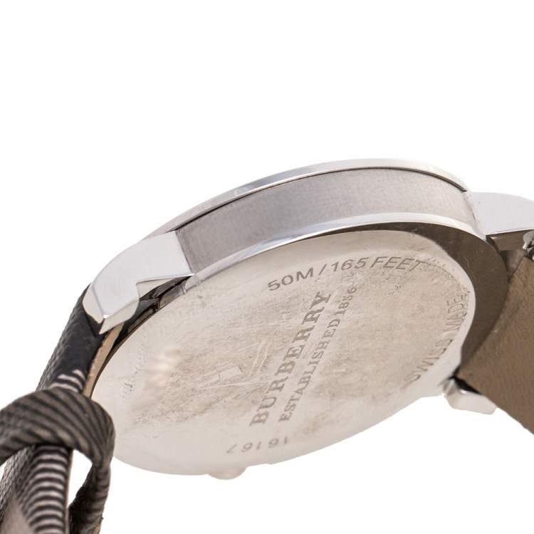 Pre Owned Burberry Grey Stainless Steel Check Leather Heritage BU1774 Unisex Wristwatch 38 mm