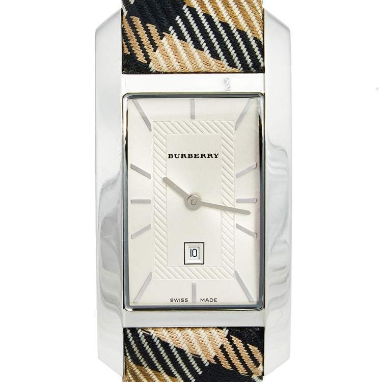 Pre Owned Burberry Silver White Stainless Steel Heritage BU1050 Women's Wristwatch 25 mm