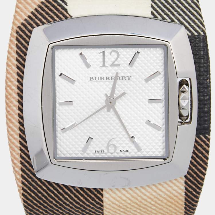 Pre Owned Burberry Silver Stainless Steel Leather Heritage BU4050 Women's Wristwatch 34 mm