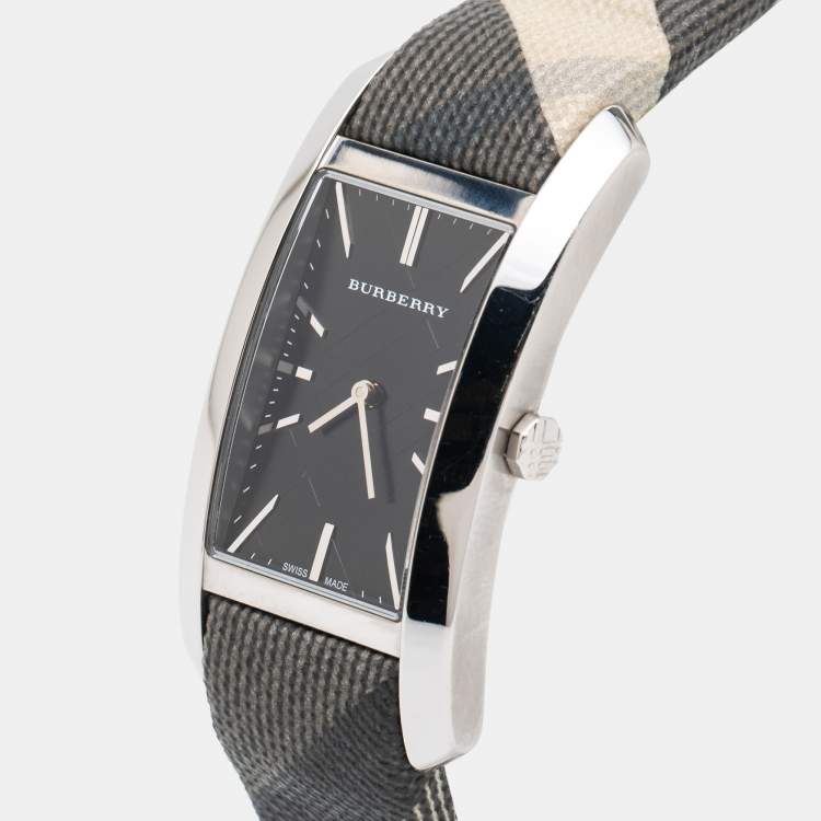 Pre Owned Burberry Black Stainless Steel Leather Nova Check BU9405 Women's Wristwatch 25 mm