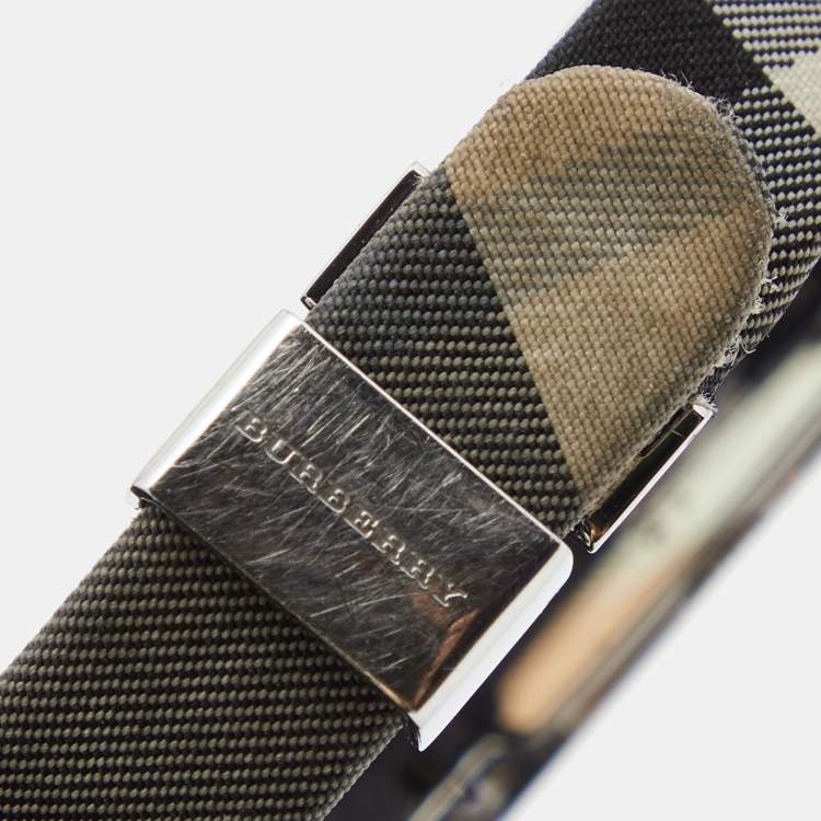 Pre Owned  Burberry Black Stainless Steel Canvas Heritage Nova Check BU1080 Women's Wristwatch 20 mm