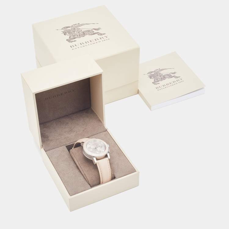 Pre Owned Burberry Beige Stainless Steel Leather Classic BU9702 Women's Wristwatch 39 mm
