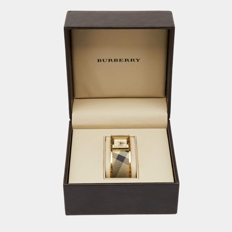 Pre Owned Burberry Champagne Gold Plated Stainless Steel Canvas Reversible Check BU4935 Women's Wristwatch 25 mm