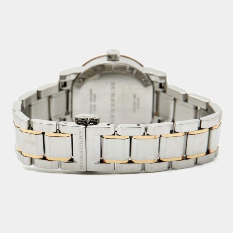 Pre Owned Burberry Silver Two-Tone Stainless Steel BU9205 Women's Wristwatch 26 mm