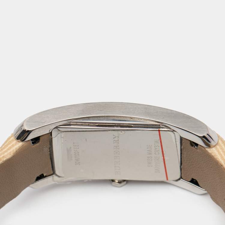Pre Owned Burberry Silver Stainless Steel Nova Check Canvas BU9403 Women's Wristwatch 25 mm