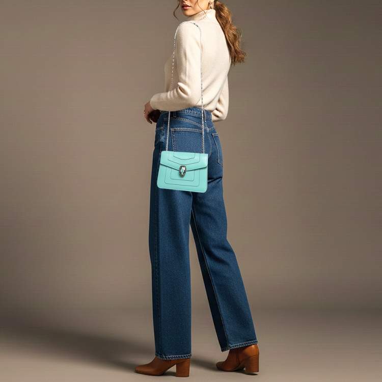 مملوكة مسبقًا Bvlgari Serpenti Forever Small Seafoam Green Leather Shoulder Bag