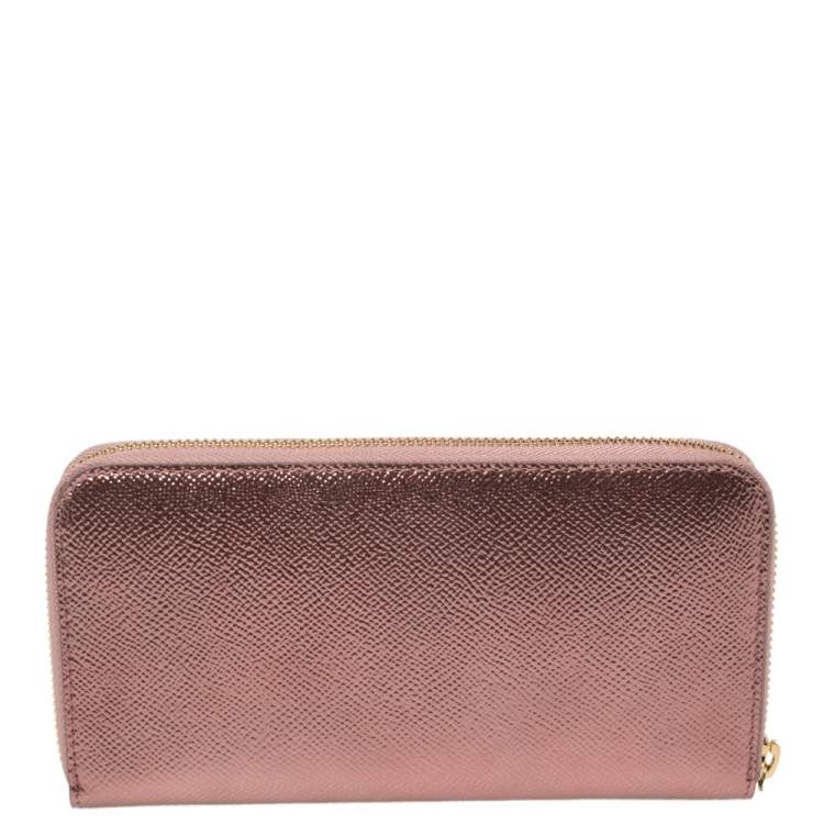 Pre Owned Bvlgari Metallic Pink Leather Zip Around Wallet