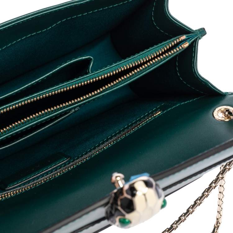 Pre Owned Bvlgari Green Leather Medium Serpenti Forever Flap Shoulder Bag