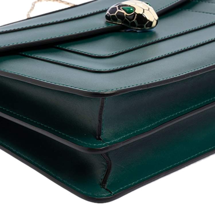 Pre Owned Bvlgari Green Leather Medium Serpenti Forever Flap Shoulder Bag