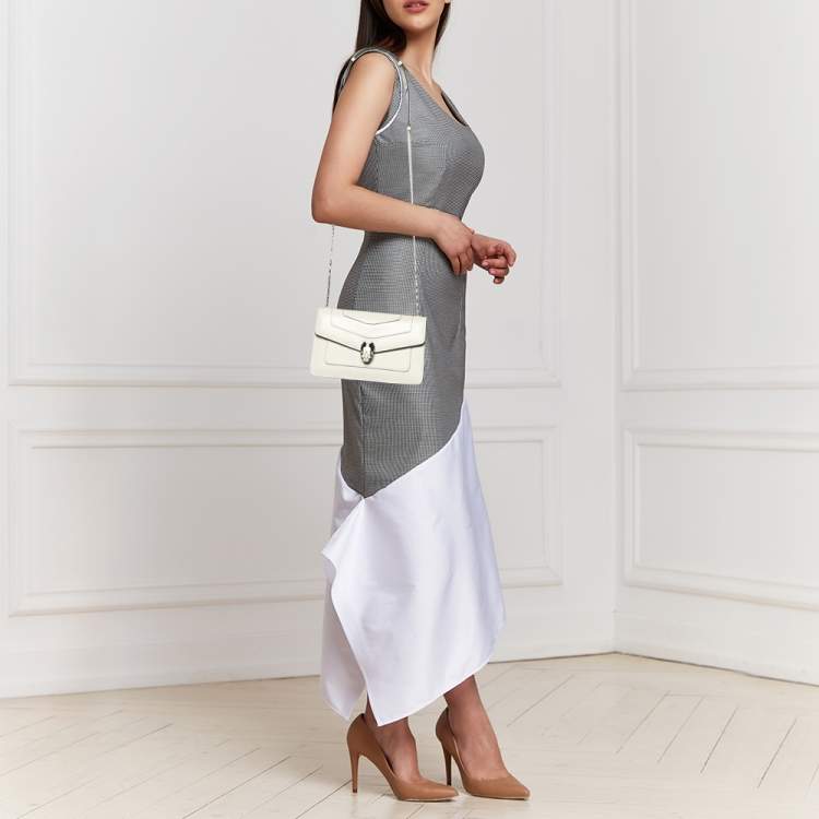 Pre Owned Bvlgari White Leather Serpenti Forever Shoulder Bag
