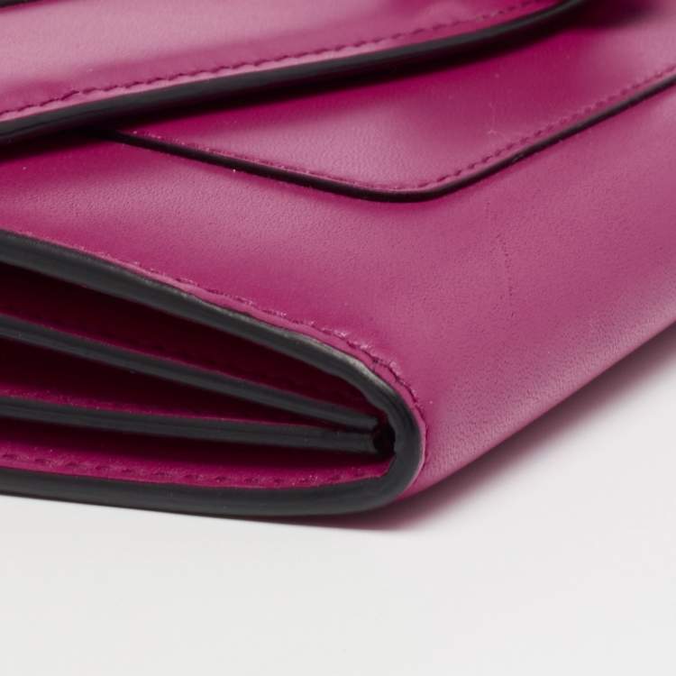 Pre Owned Bvlgari Pink Leather Serpenti Forever Wallet