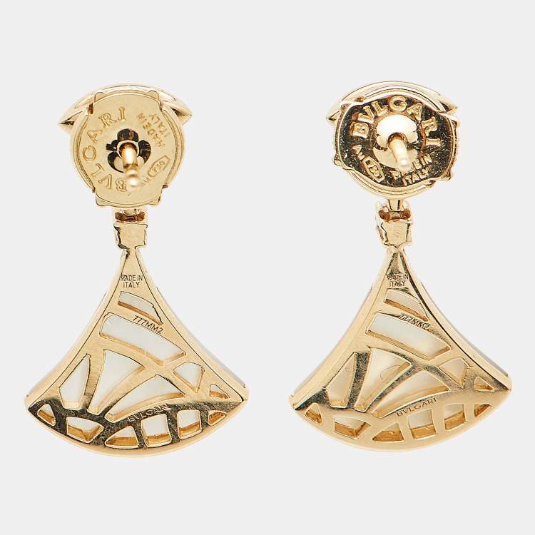 Pre Owned Bvlgari Divas' Dream Mother of Pearl Diamonds 18k Yellow Gold Earrings