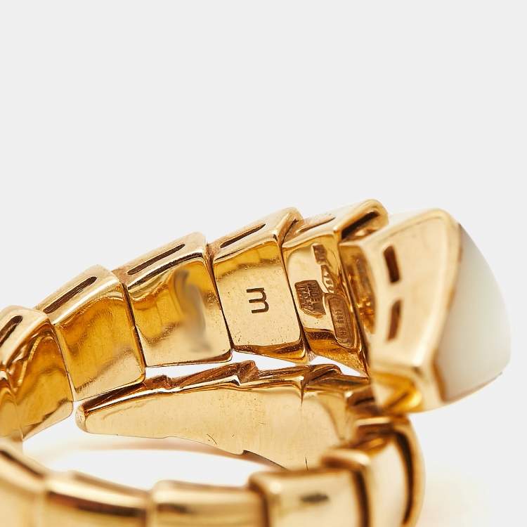 Pre Owned Bvlgari Serpenti Viper Mother of Pearl 18k Yellow Gold Ring Size 51