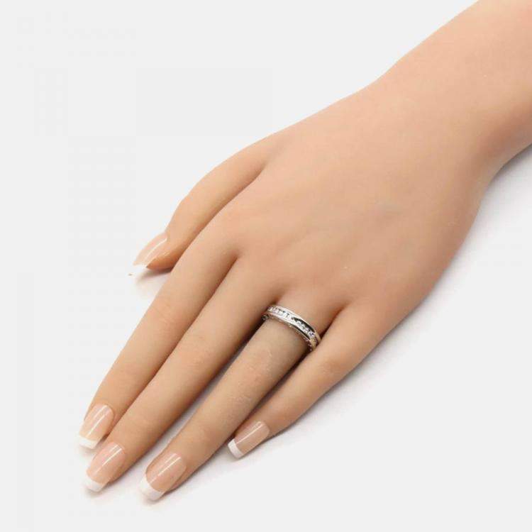 Pre Owned Bvlgari B.Zero1 18K White Gold and Diamond Band Ring EU 52
