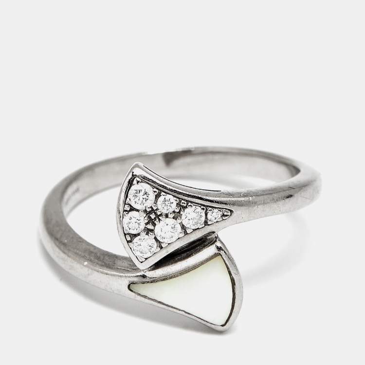 مملوكة مسبقًا Bvlgari Divas' Dream Mother of Pearl Diamonds 18k White Gold Ring Size 51