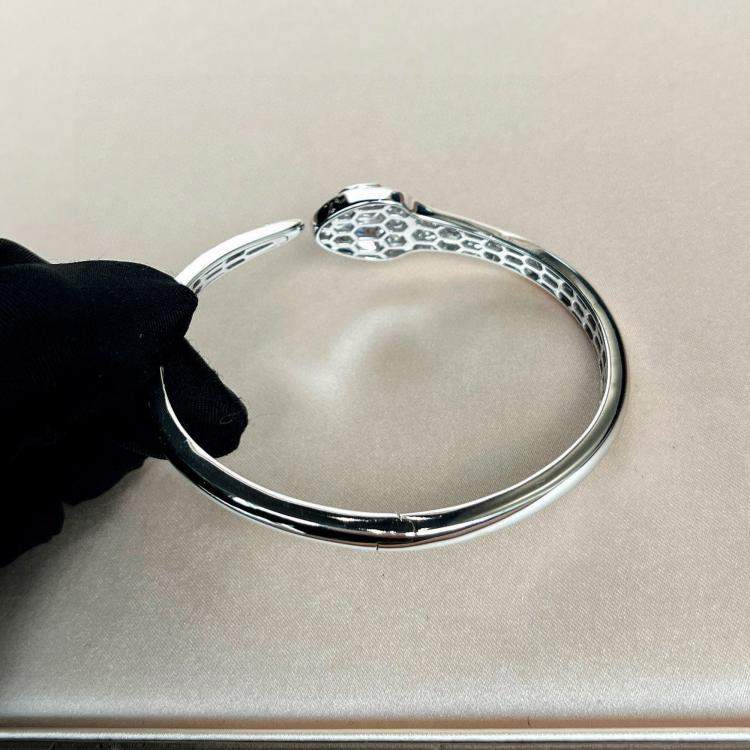 Pre Owned Bvlgari Serpenti Seduttori Diamond Set 18k White Gold Bracelet Size S