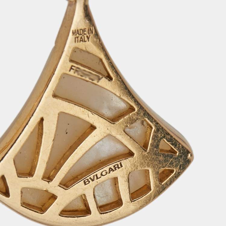 Pre Owned Bvlgari Divas' Dream Mother of Pearl Diamond 18K Yellow Gold Earrings