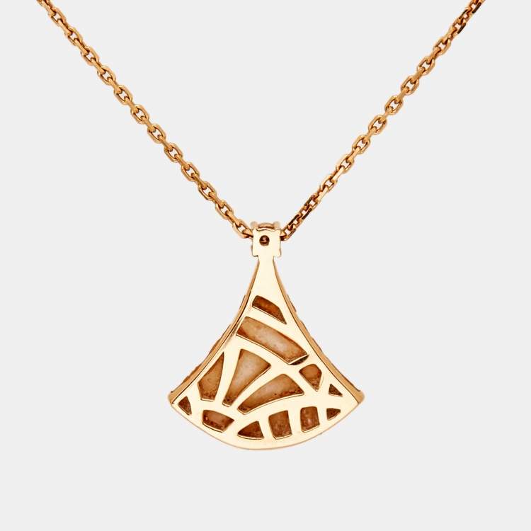 مملوكة مسبقًا Bvlgari Divas' Dream Diamond Mother of Pearl 18k Rose Gold Necklace