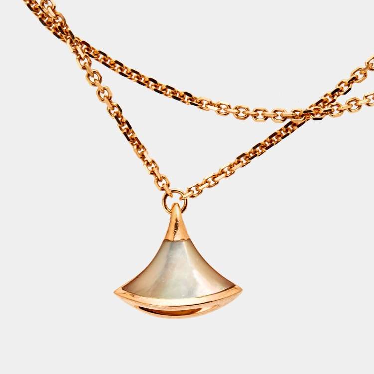 مملوكة مسبقًا Bvlgari Divas' Dream Mother of Pearl 18k Rose Gold Charm Bracelet SM
