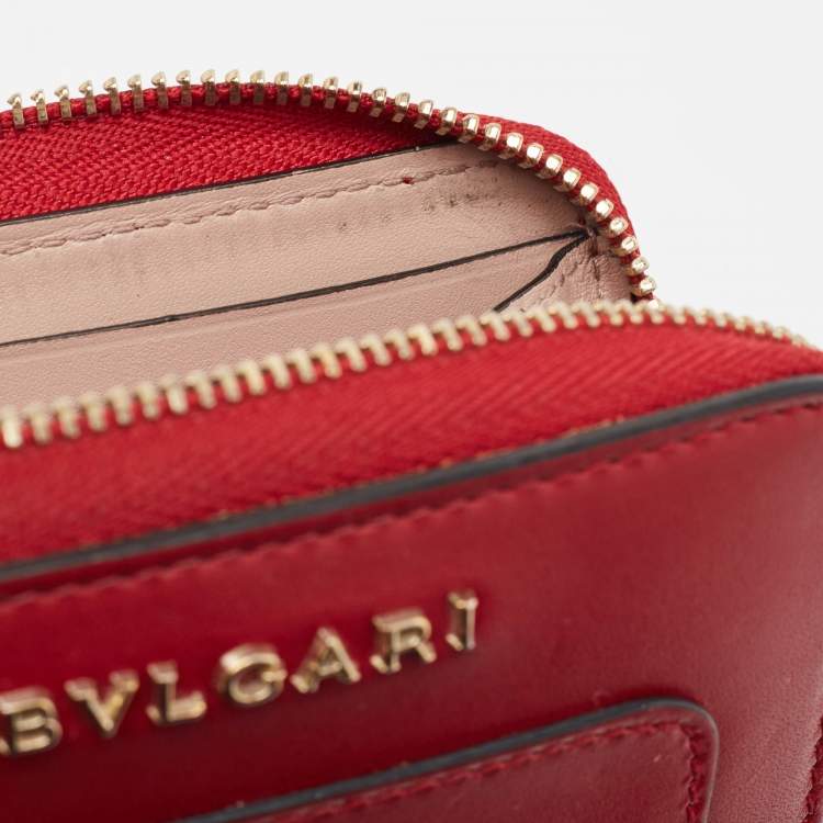 Pre Owned Bvlgari Red Leather Serpenti Forever Zip Around Wallet