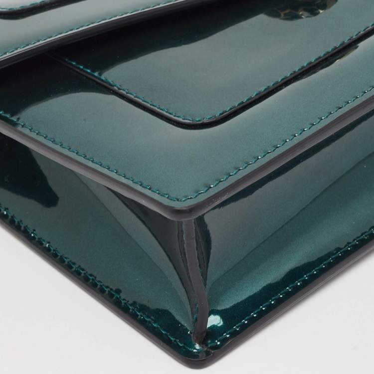 Pre Owned Bvlgari Green Patent Leather Serpenti Forever Wallet On Chain