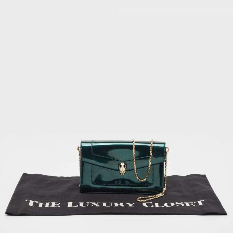 Pre Owned Bvlgari Green Patent Leather Serpenti Forever Wallet On Chain