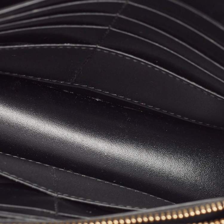 Pre Owned Bvlgari Green Patent Leather Serpenti Forever Wallet On Chain