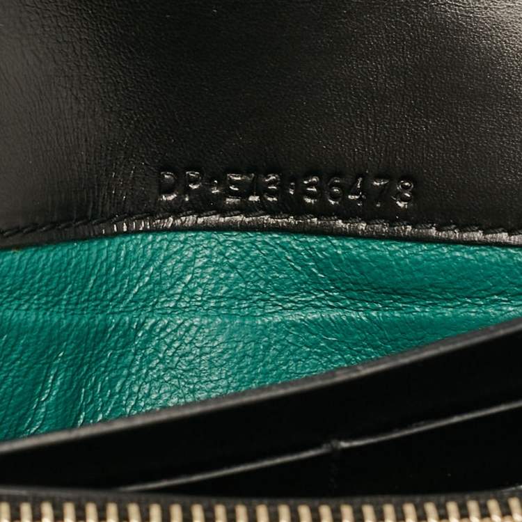 Pre Owned Bvlgari Black Leather Serpenti Forever Continental Wallet