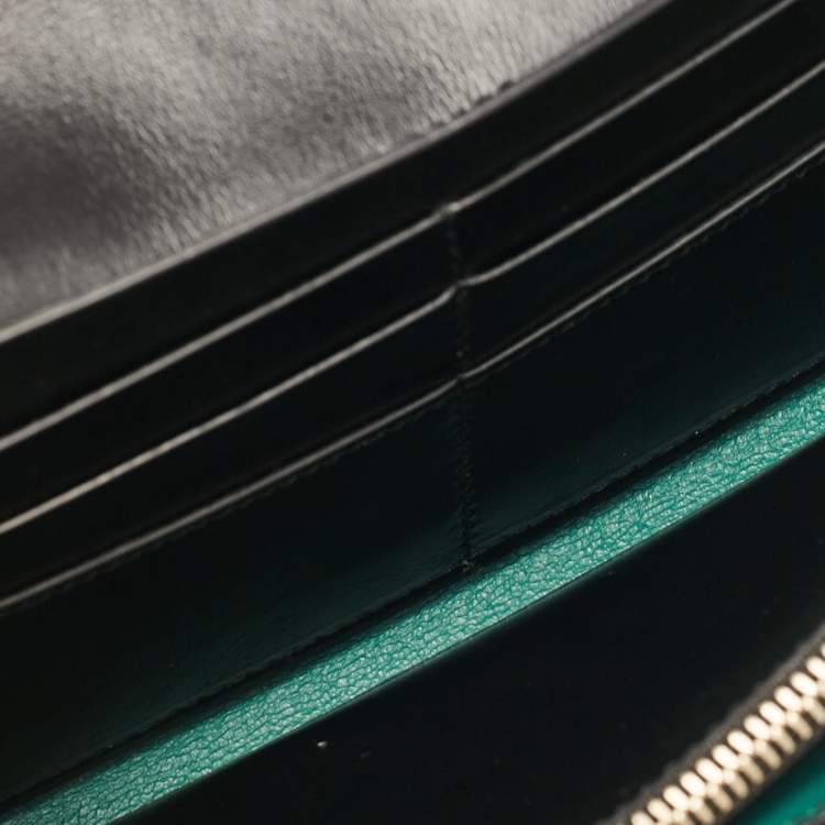 Pre Owned Bvlgari Black Leather Serpenti Forever Continental Wallet