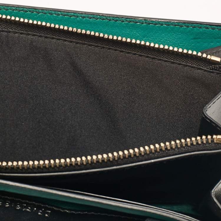 Pre Owned Bvlgari Black Leather Serpenti Forever Continental Wallet