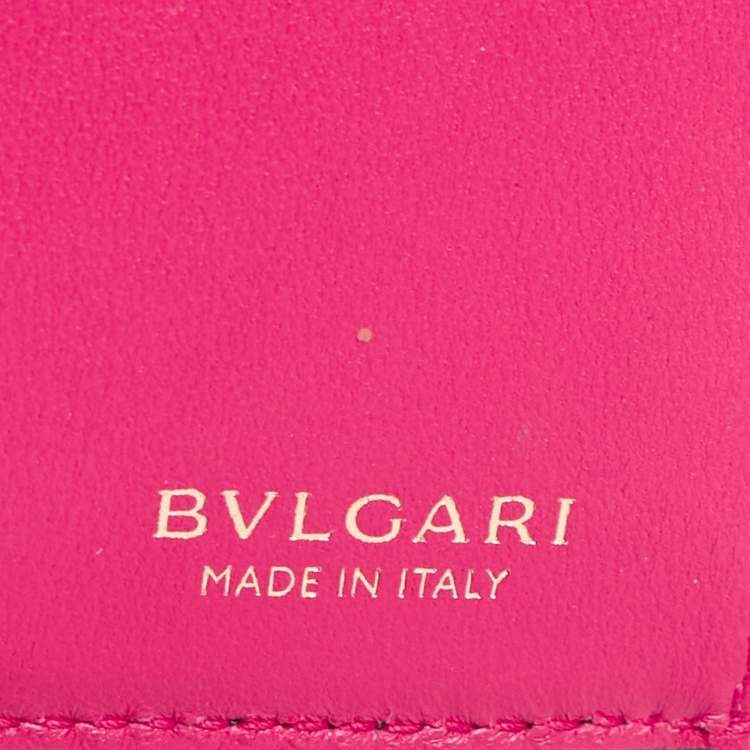 Pre Owned Bvlgari Green Leather Serpenti Forever Compact Wallet