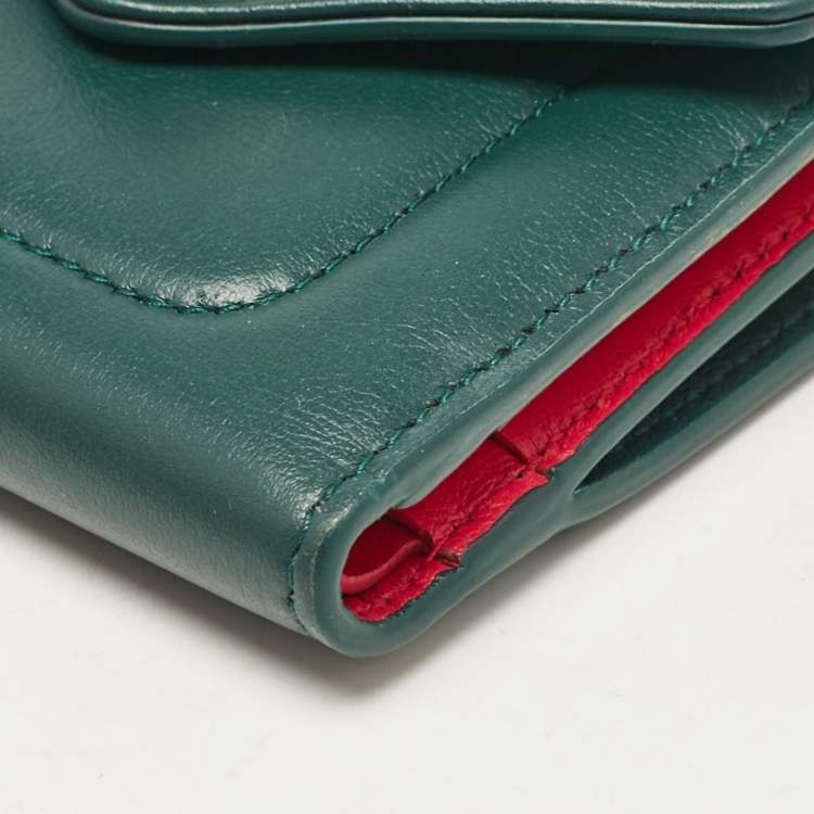 Pre Owned Bvlgari Green Leather Serpenti Forever Compact Wallet
