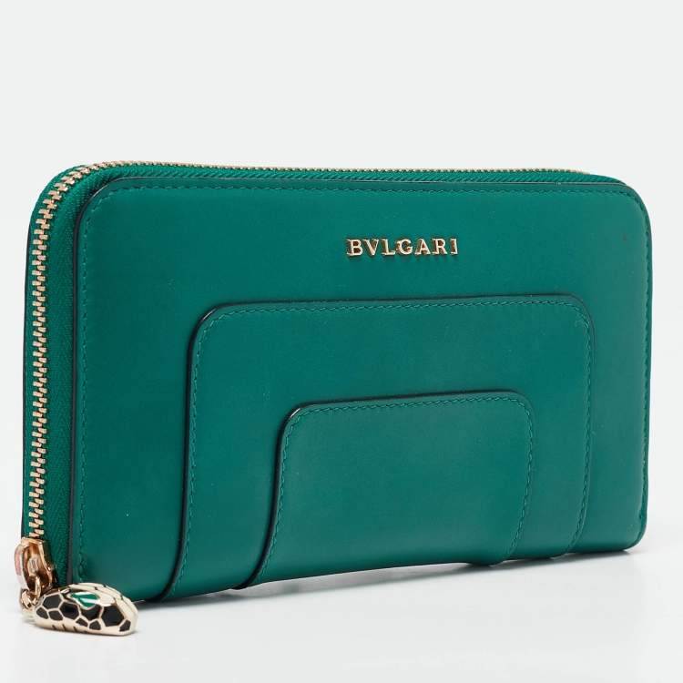 Pre Owned Bvlgari Green Leather Serpenti Forever Zip Around Wallet 