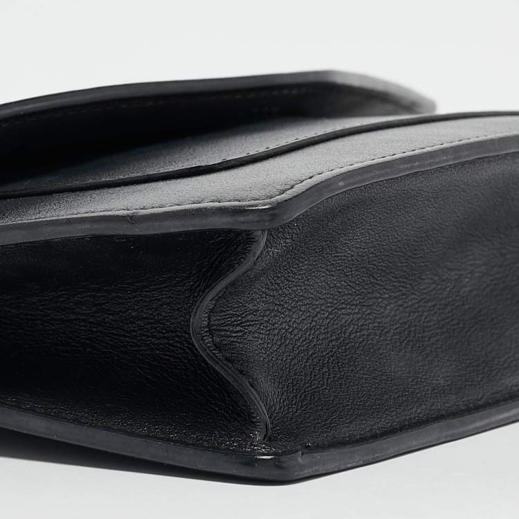 Pre Owned Bvlgari Black Leather Serpenti Wallet On Chain