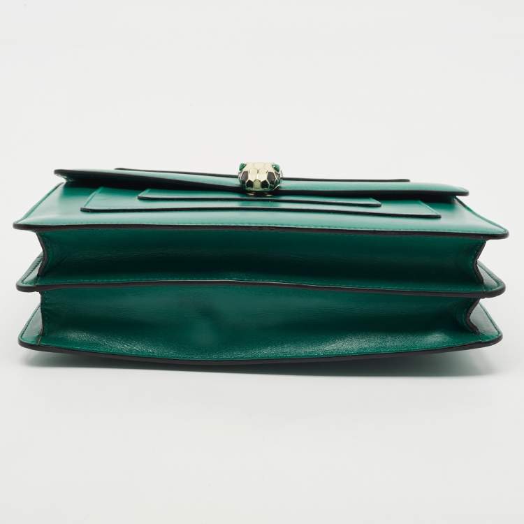 Pre Owned Bvlgari Green Leather Medium Serpenti Forever Shoulder Bag
