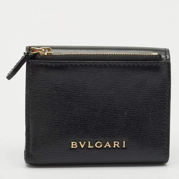 Pre Owned Bvlgari Black Leather Serpenti Forever Trifold Wallet