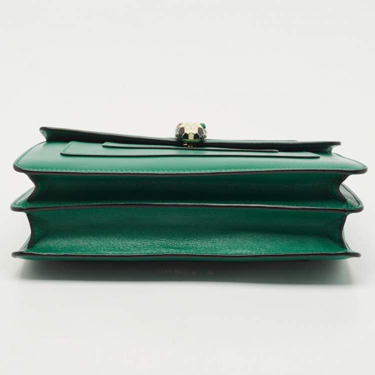 Pre Owned Bvlgari Green Leather Medium Serpenti Forever Shoulder Bag